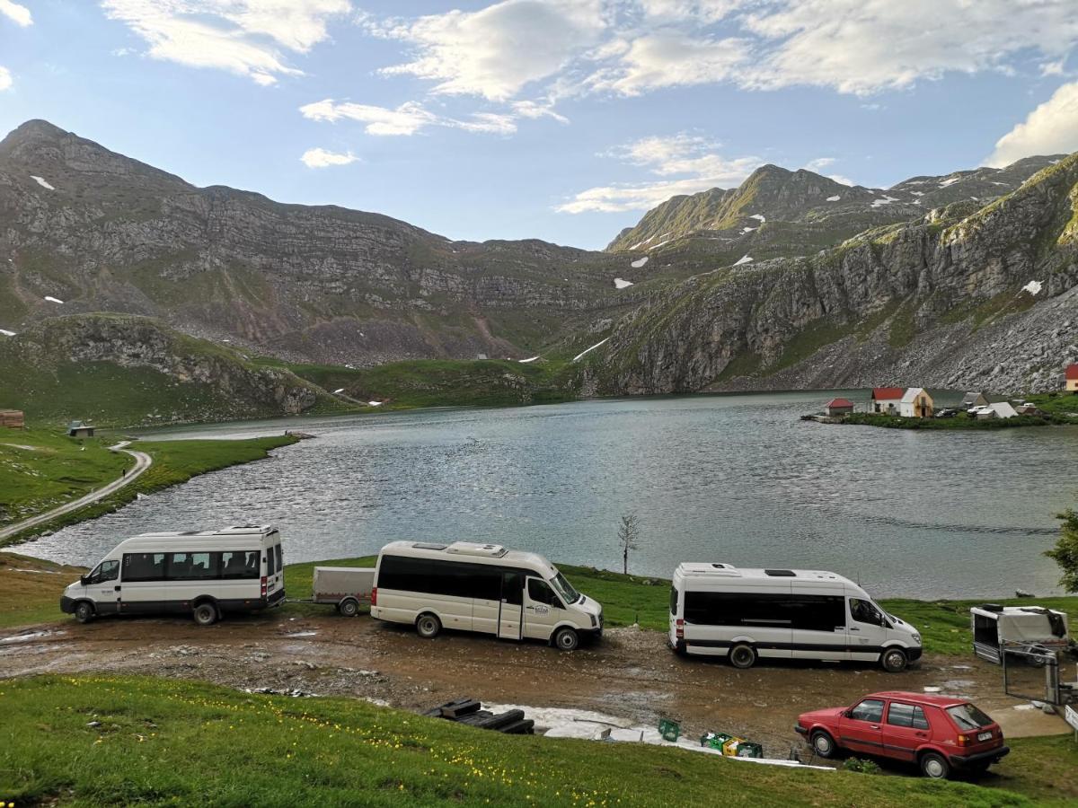 Rural Household Minic - Kapetanovo Jezero Vandrarhem Kolašin Exteriör bild