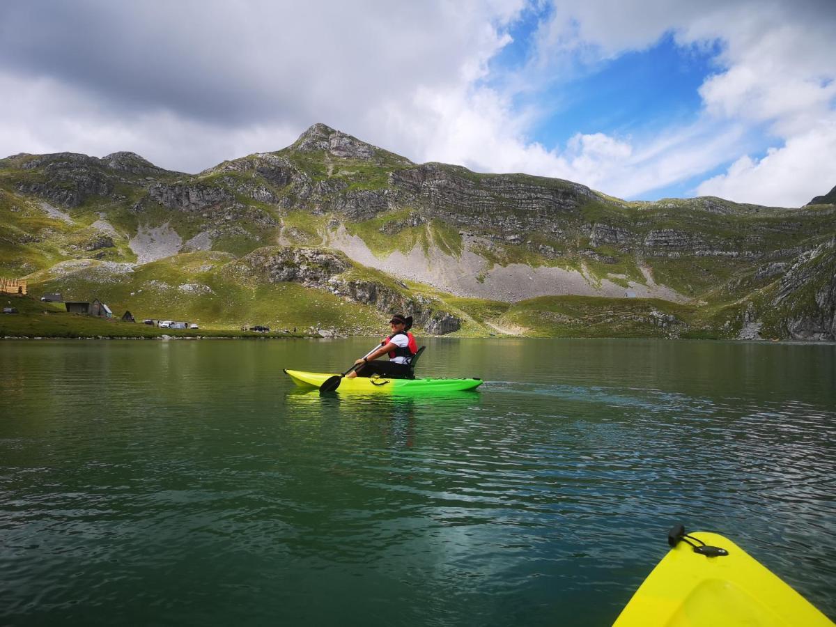 Rural Household Minic - Kapetanovo Jezero Vandrarhem Kolašin Exteriör bild