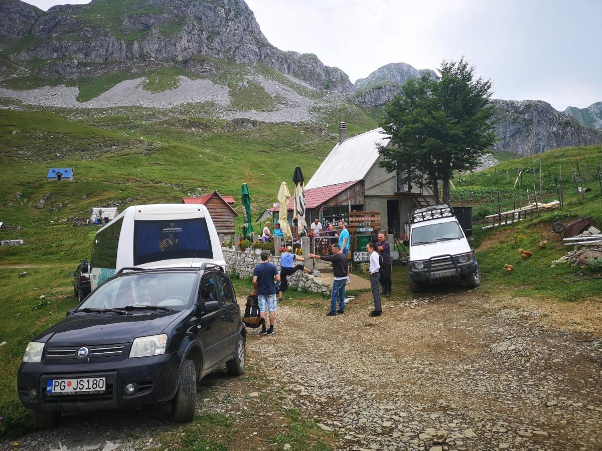 Rural Household Minic - Kapetanovo Jezero Vandrarhem Kolašin Exteriör bild